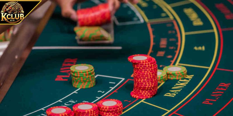 Theo tỷ lệ thắng Banker và Player
